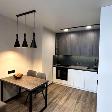 Олександра Олеся вул., 8/17