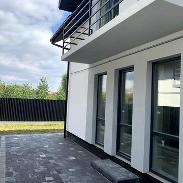 Княгині Ольги вул., 10