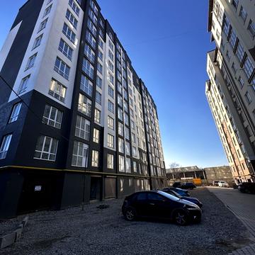 Чорновола вул., (Будинок 2)