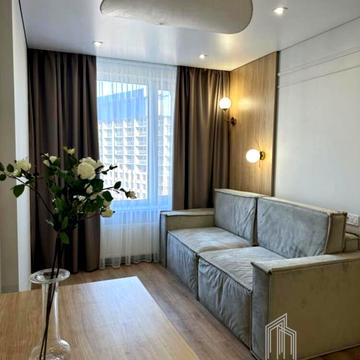 Академіка Заболотного вул., (Будинок 3)