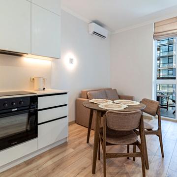 Предславинська вул., 55