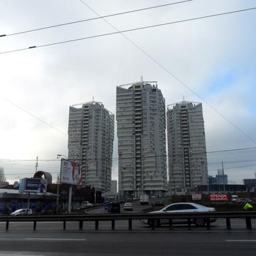 Вадима Гетьмана вул., 1-В