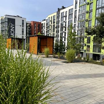 Тернопільська вул., (Будинок)