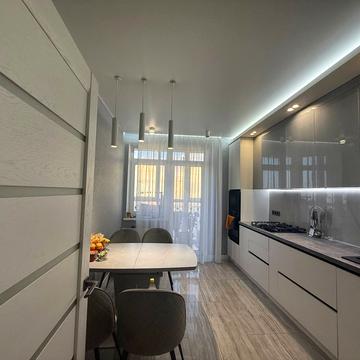 Західна вул., 8