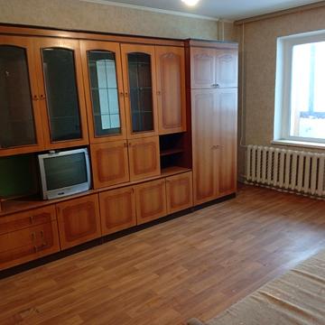 Милославська вул., 17