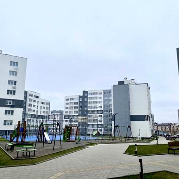 Володимира Янева вул., (Будинок В1)