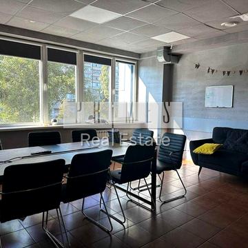 Миколи Закревського вул., 22