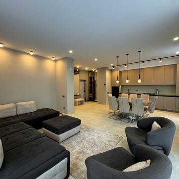 Вячеслава Чорновола просп. (), 16г