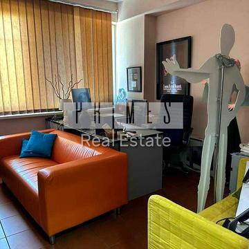 Миколи Закревського вул., 22