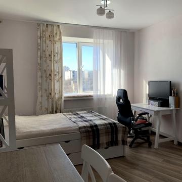 Олександра Попова вул., 3