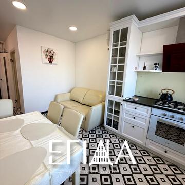 Івана Похитонова вул., 9