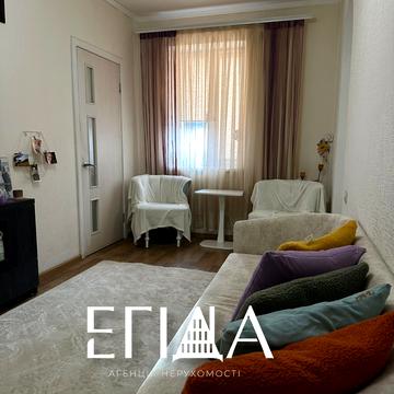 Сергія Сєнчева вул., 20