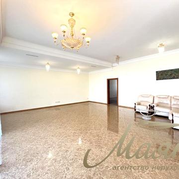 Івана Мазепи вул. (Січневого Повстання), 16