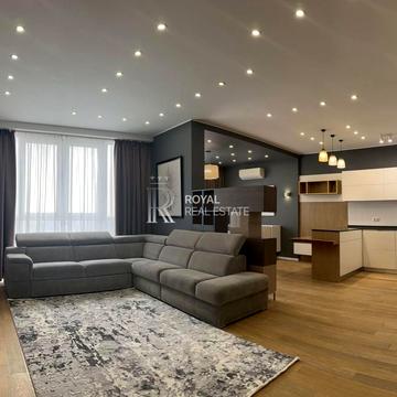 Андрія Верхогляда вул. (Михайла Драгомирова), 7