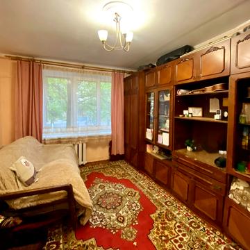 Івана Пулюя вул., 28