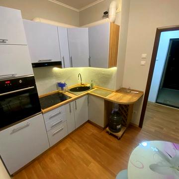 Юлії Здановської вул. (Ломоносова), 81-Б