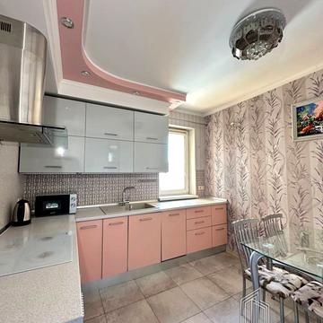 Юрія Кондратюка вул., 7