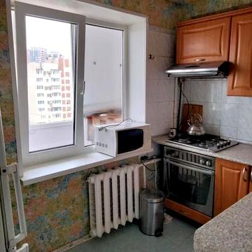 Полярна вул., 13