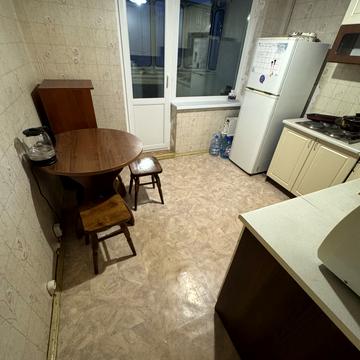 Симиренка вул., 12-Б