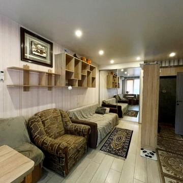 Червона вул., 14