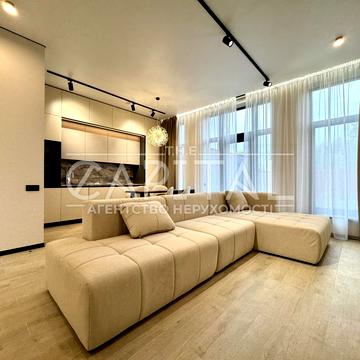 Виноградна вул., 1