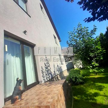 Абрикосова вул.