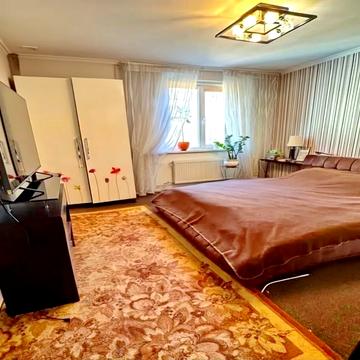 Ніни Строкатої вул. (Буніна), 22