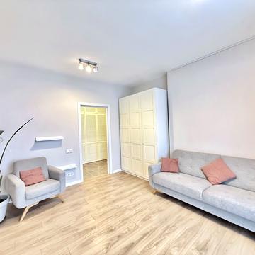 Саксаганського вул., 37-К