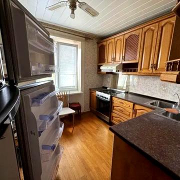 Гетьмана Полуботка вул., 84