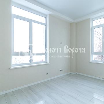 Дмитра Луценка вул. (Крейсера "Аврора"), 2А