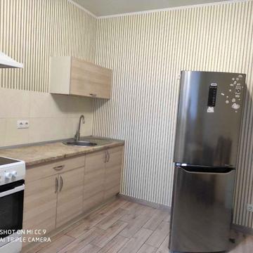 Добровольців вул. (Маршала Говорова), 8