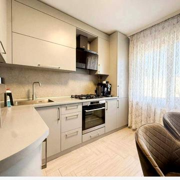 Ілони Зріні вул., 113