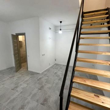 Києво-Мироцька вул.