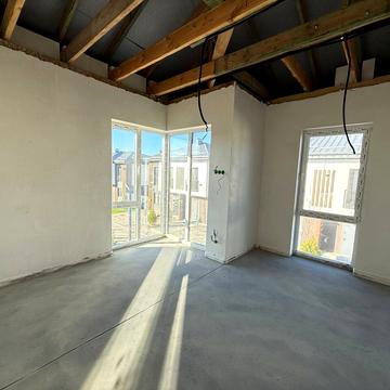 Полтавська вул.