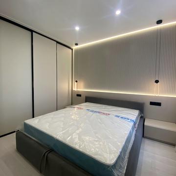 Дніпровська набережна вул., 20-Б