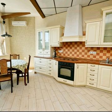 Генерала Шаповала вул. (Механізаторів), 2