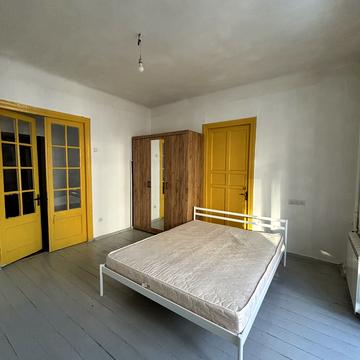 Миколи Шепелєва вул., 14