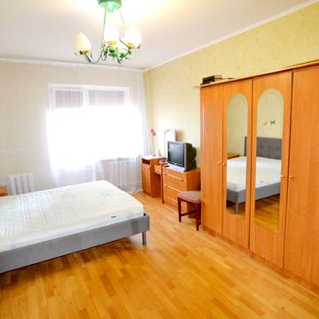 Олевська вул., 7