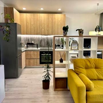 Набережна Перемоги вул., 112-Д