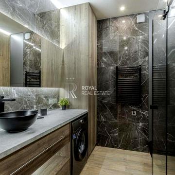 Антоновича вул. (Горького), 44