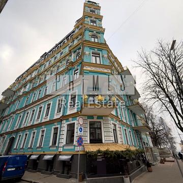 Володимирська вул., 4