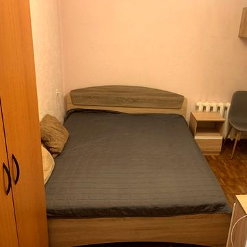 Йорданська вул. (Лайоша Гавро), 4