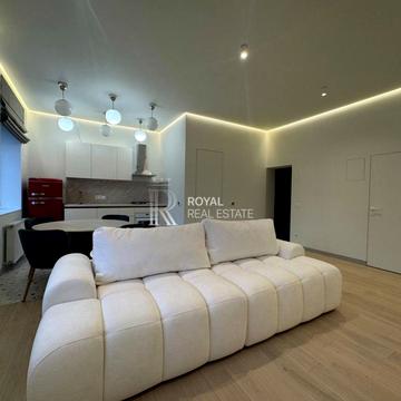 Мечникова вул. (Кловський), 4/1