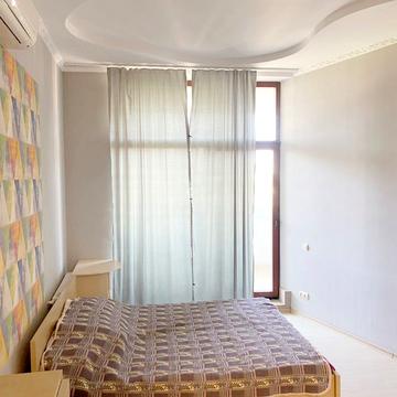 Аркадійське плато вул. (Гагаринське плато), 5/2