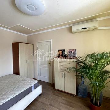 Перемоги просп., 56