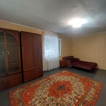 Сегедська вул., 10