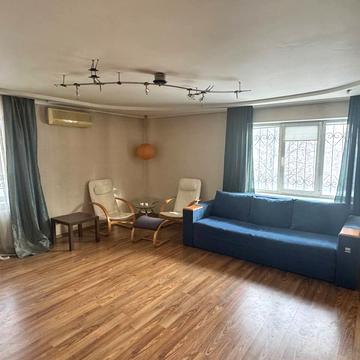 Відрадний просп. (Чубаря), 6/1