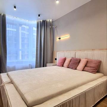 Мартинова просп., (вул. Щаслива, 67)