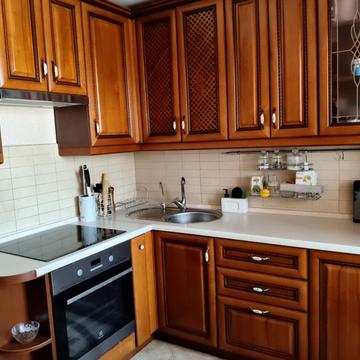 Райдужна вул., 35