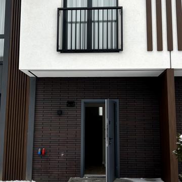 Полтавська вул., 34/18